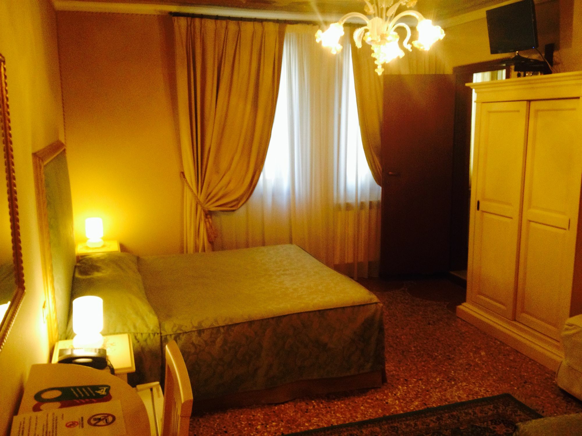 Locanda Herion เวนิส ภายนอก รูปภาพ